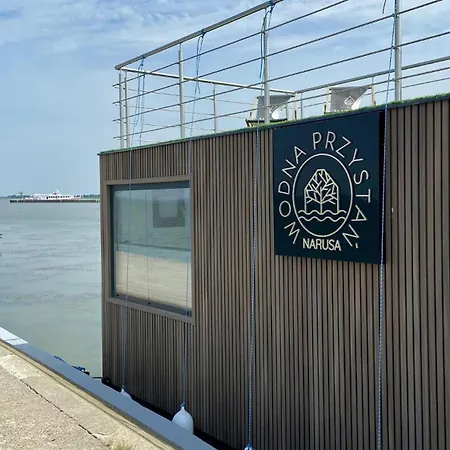 Aparthotel Na Wodzie Houseboat