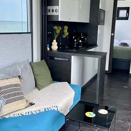 Na Wodzie Houseboat * Frombork